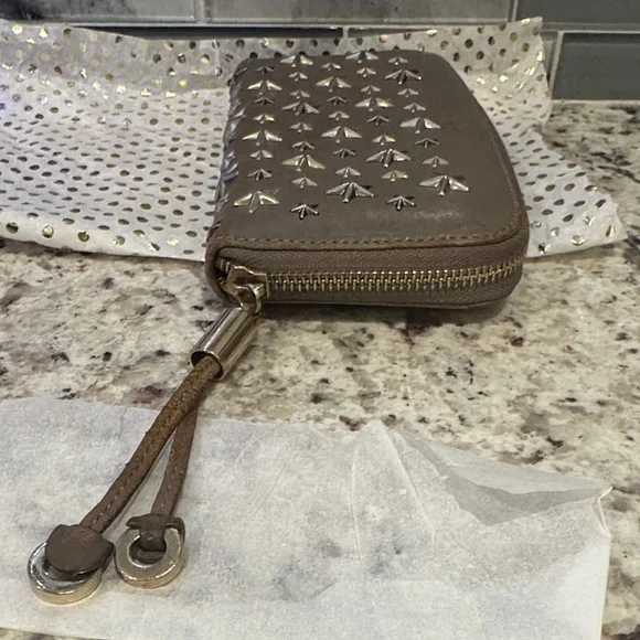 Jimmy Choo zippy Leather Wallet - Picture 10 of 10